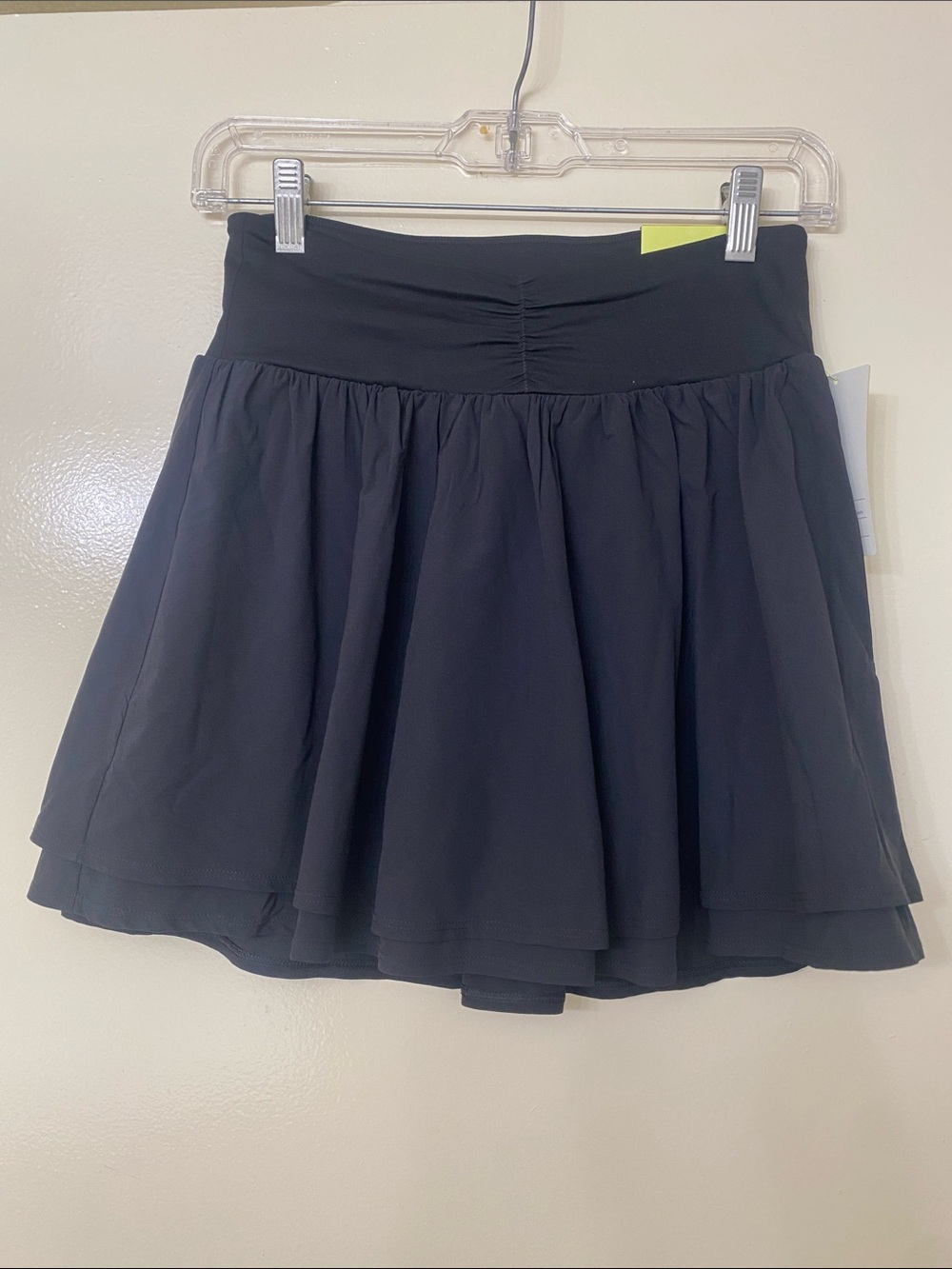 Black High Rise Woven Active Skirt - Picture 2 of 5
